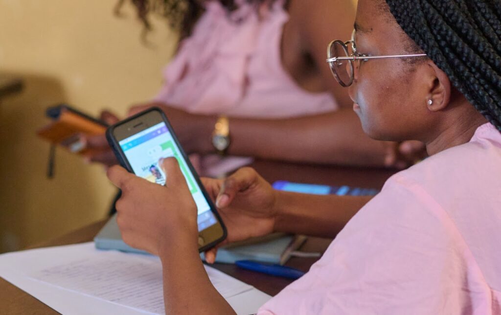 Formation en création d'affiche avec Canva